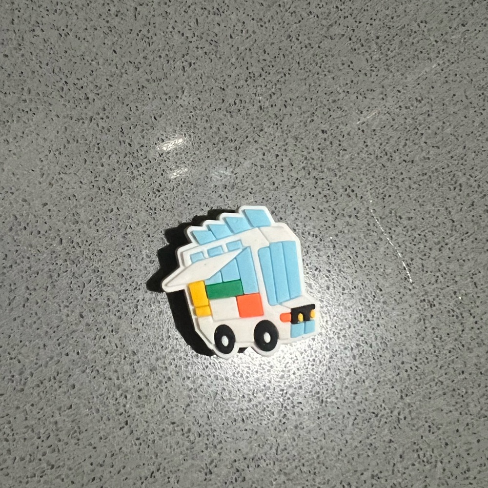 Food truck crock charm